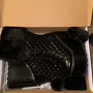 BLACK PLATFORM BOOTS